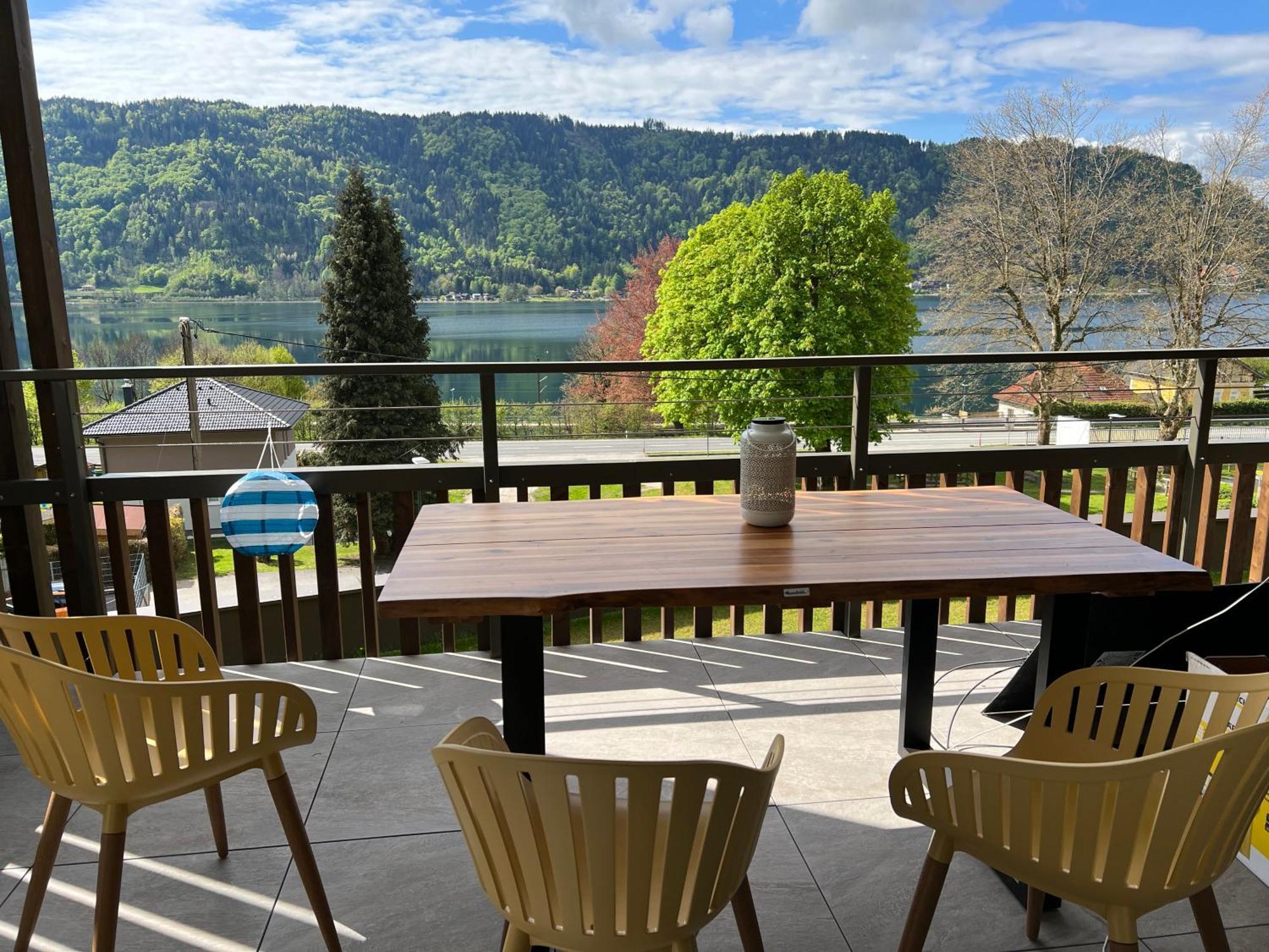 Ferienwohnung Mit Seeblick - Ossiacher See Gerlitzen Заттендорф Экстерьер фото